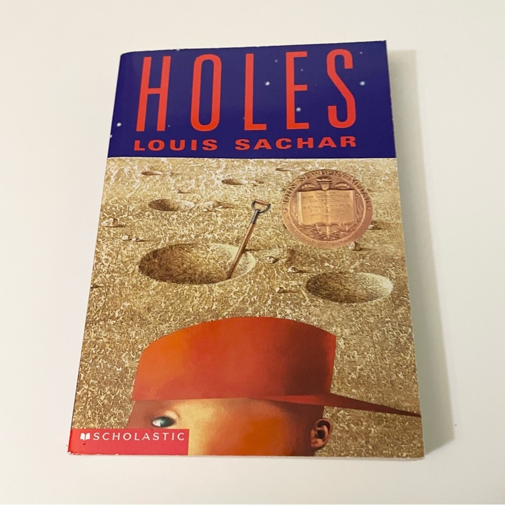 Holes Paperback Book By Louis Sachar Scholastic
